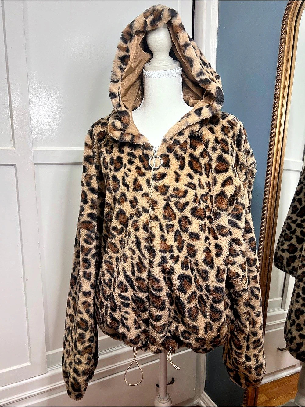 Free Haven Leopard Print Hooded Teddy Jacket Size Medium